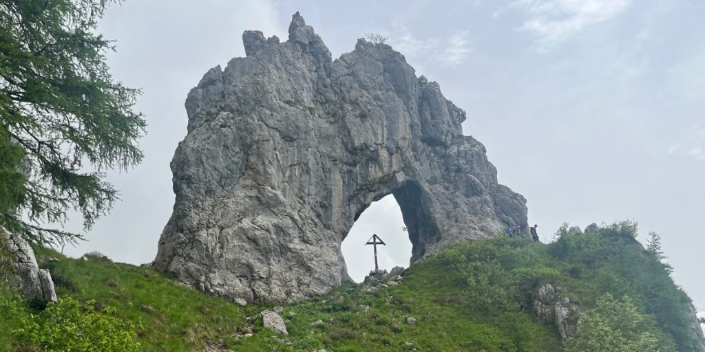 porta di prada e rifugio bietti buzzi alla grigna