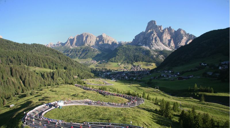 itinerari in auto nelle dolomiti: 10 passi panoramici
